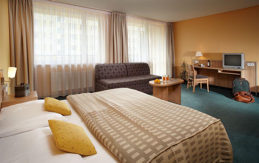 Ubytovna Areal Repy Praga Exterior foto